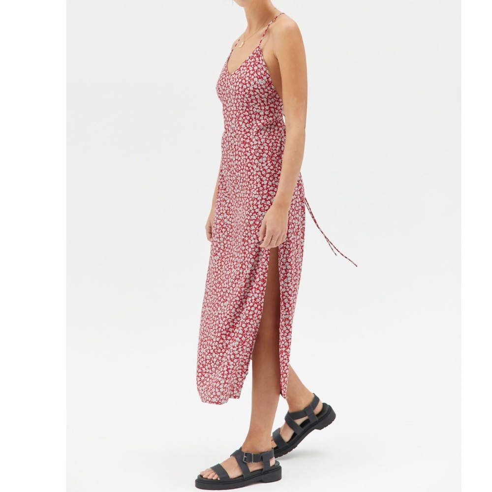 Motel Hina Floral Strappy Back Midi Dress